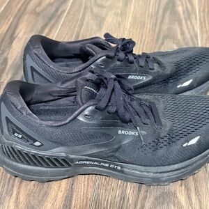 Brooks Men's Black Adrenaline GTS Athletic Shoes